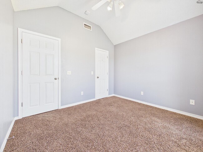 Building Photo - 5411 Prairie Lace Ln