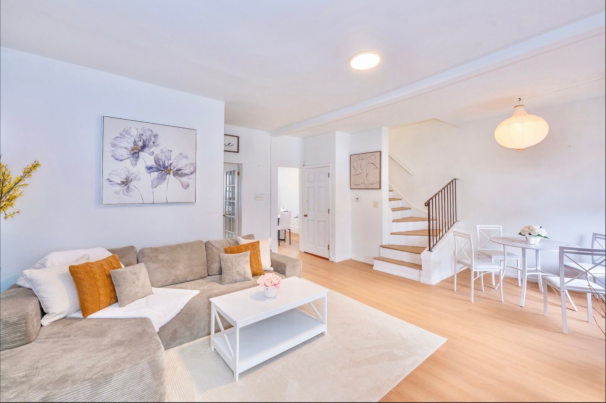 Building Photo - 45 Essex Ave