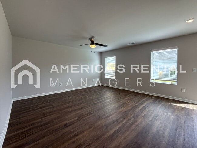 Building Photo - 66 River Grass Dr