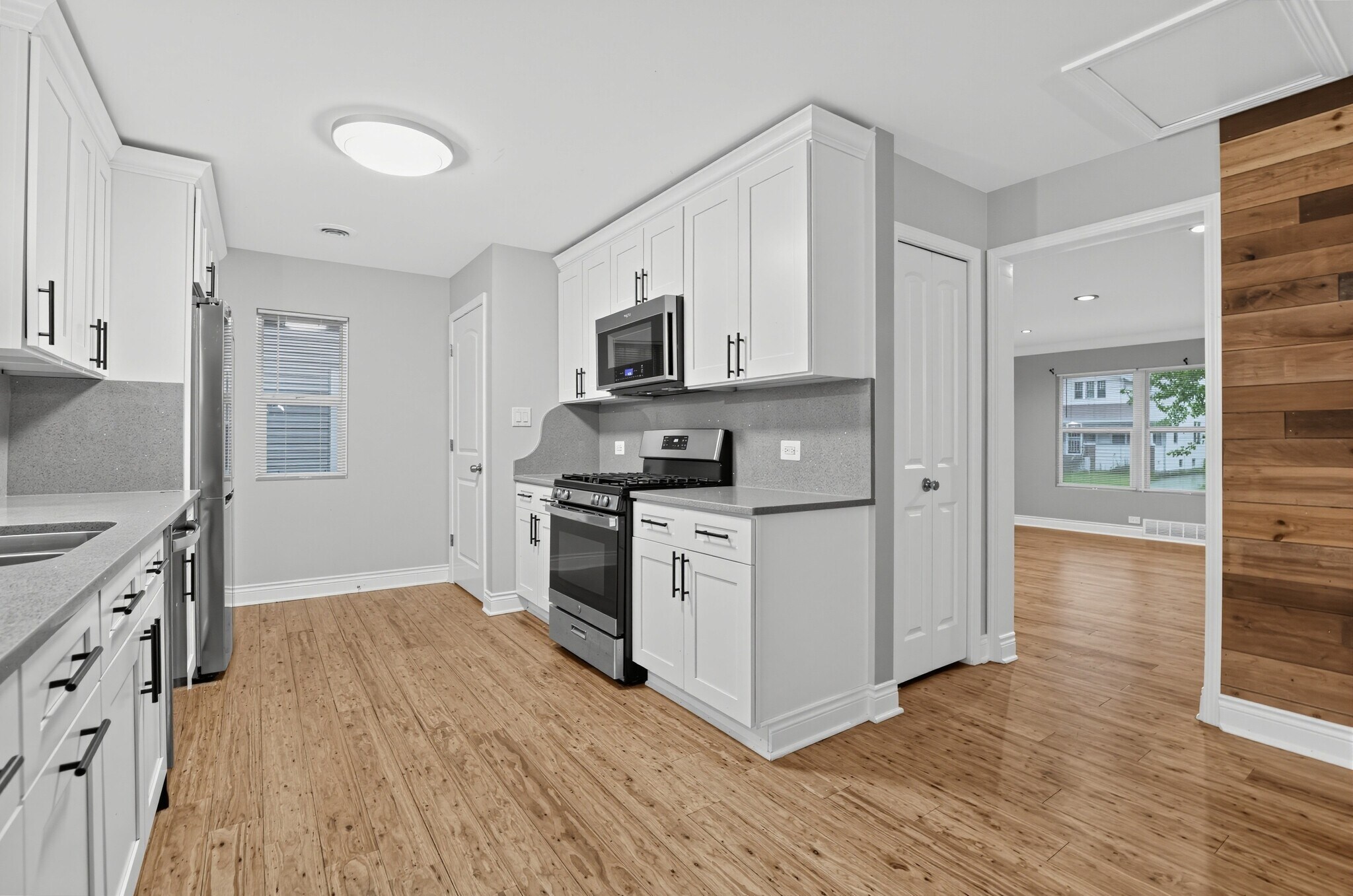 Building Photo - 18307 Wildwood Ave