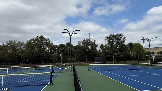 Building Photo - 10700 Aqua Surf Ct