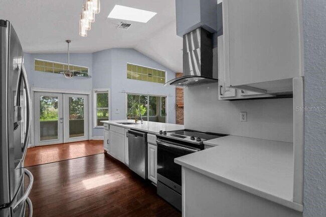 Building Photo - 2396 Nightingale Ln