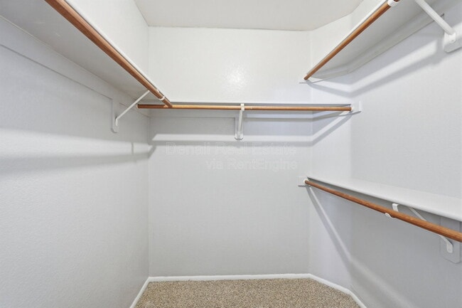 Building Photo - 10008 E Paseo San Ardo