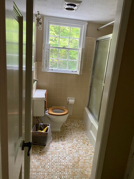 Building Photo - 3300 Evans Mill Rd