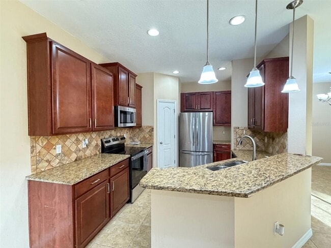 Building Photo - 5722 Kinglethill Dr