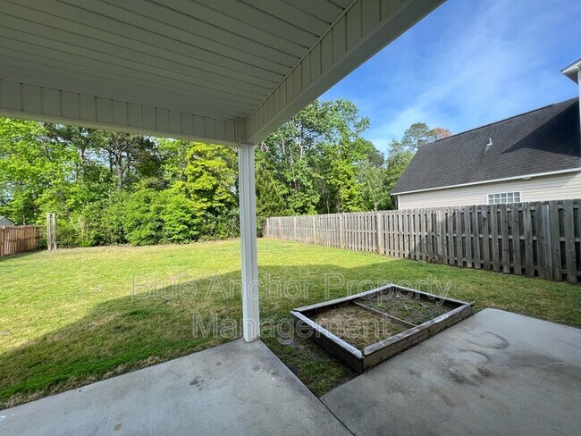 Building Photo - 153 Leeward Ln