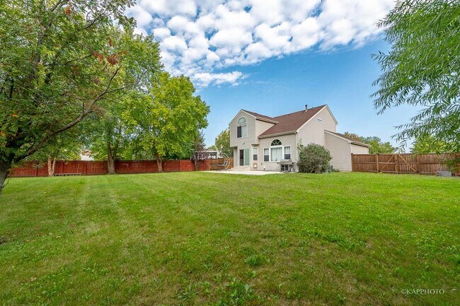 Building Photo - 2316 Periwinkle Ct