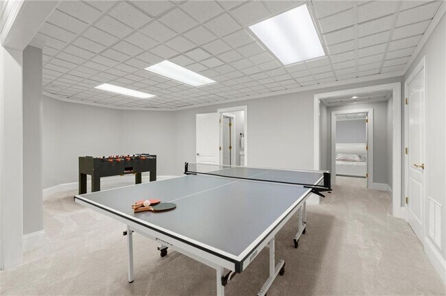 Building Photo - 1431 Waterford Green Dr