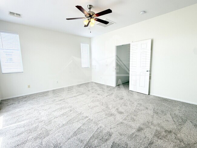 Building Photo - 1275 E Marcella Ln