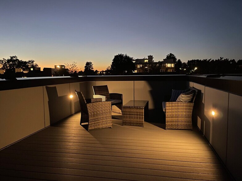 Building Photo - 1835 14th Ave