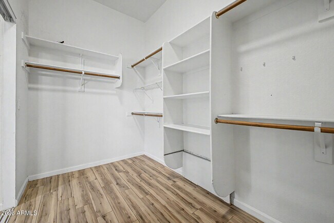 Building Photo - 8663 W Yukon Dr