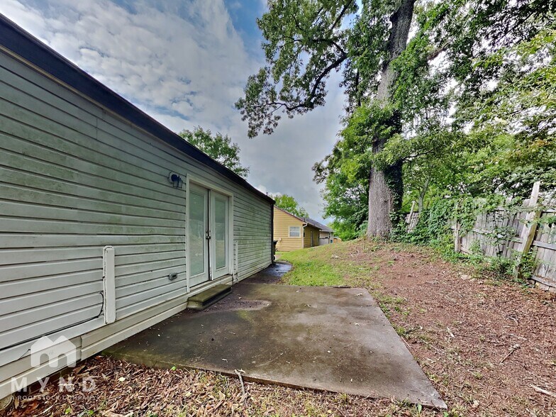 Building Photo - 134 Mayflower Cir