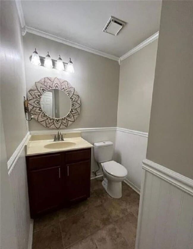 Building Photo - 2 Bedroom 2.5 Baths Condo In Columbus Station