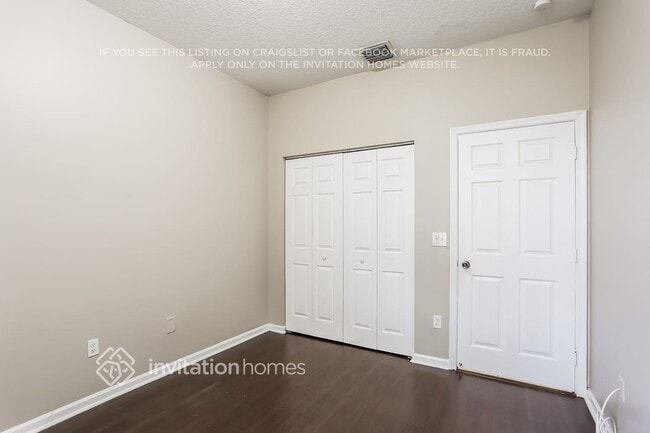Building Photo - 12363 Pleasant Green Way