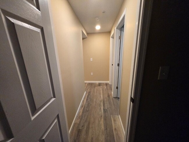 Building Photo - 123 2nd St