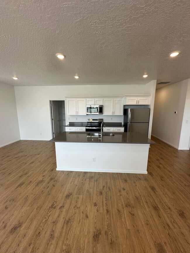 Building Photo - 5276 E Antares Ln