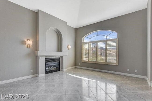 Building Photo - 1842 Bogey Way