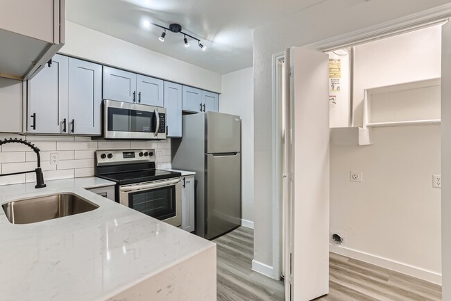 A1 Renovated - 1 Bed 1 Bath - Rise at Highland Meadows