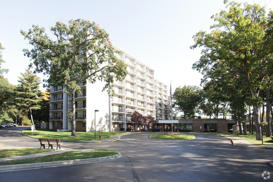 Pine Grove Manor Senior Community Muskegon, MI Apartment Finder