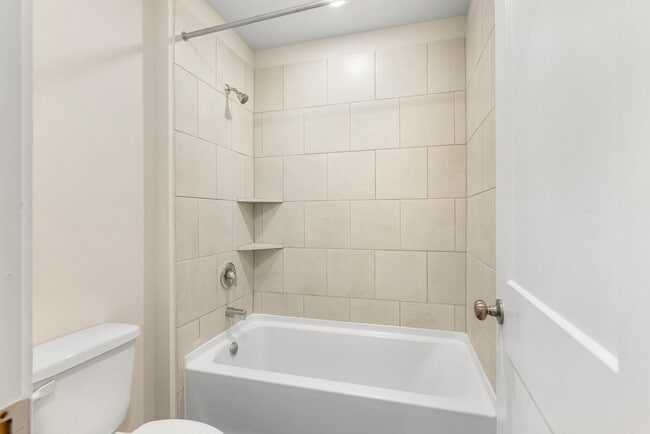 Building Photo - 5811 Blue Grama Dr