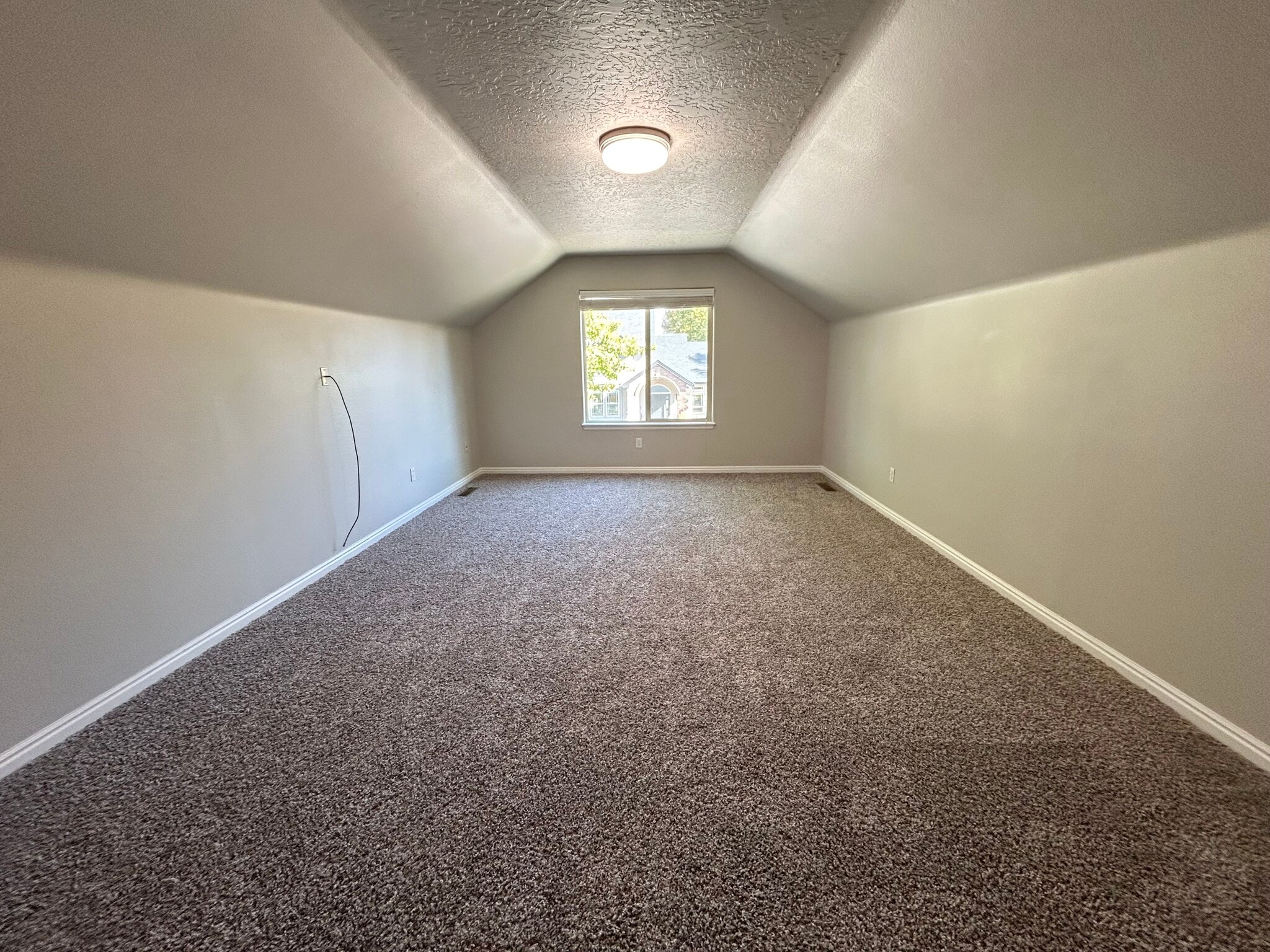 Building Photo - 5535 N Lolo Pass Ave