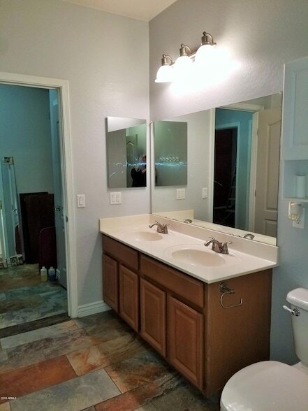 Building Photo - 7410 W Darrel Rd