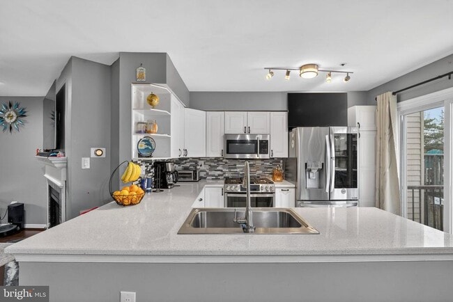 Building Photo - 3818 Early Glow Ln