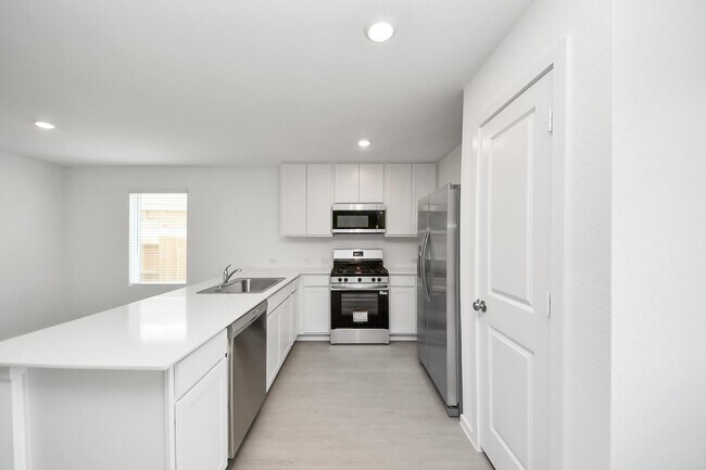 Building Photo - 31422 Casacalenda Ln