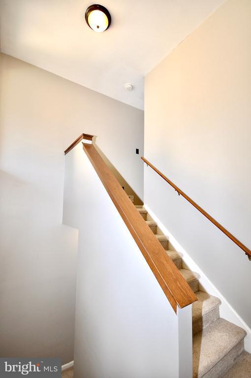 Building Photo - 6 Aspen Way