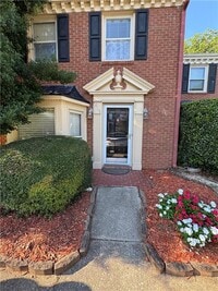 Building Photo - 410 Forestgate Ct