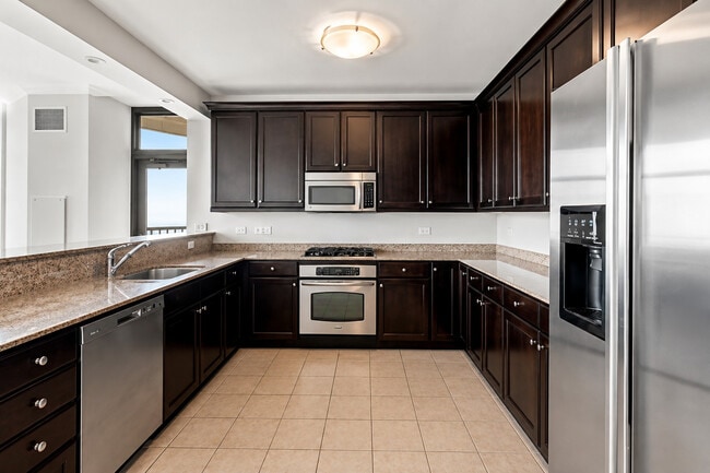 Building Photo - 530 N Lake Shore Dr