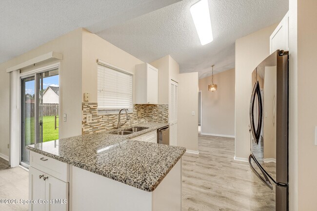 Building Photo - 2540 Wild Wood Dr