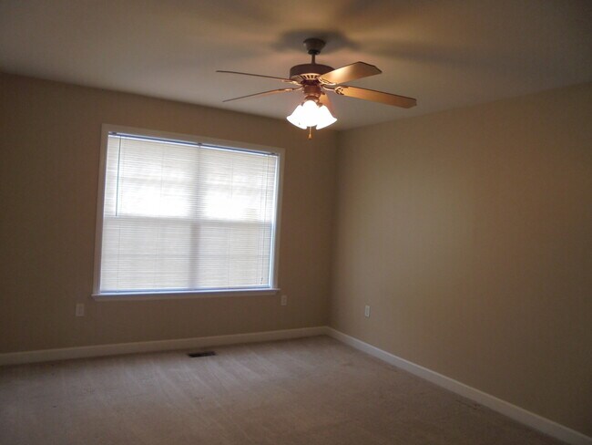 Building Photo - Eagle Landing Townhomes, Enterprise, AL