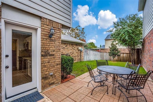 Building Photo - 4202 Phoenix Dr