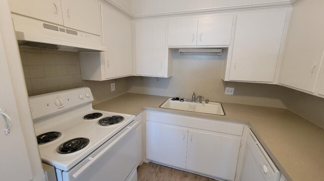 Building Photo - 4205 50th St