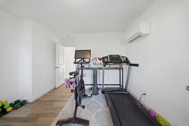 Building Photo - 4331 Pinter Ln