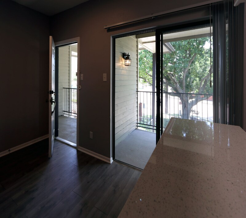 Building Photo - 8800 Westplace Dr