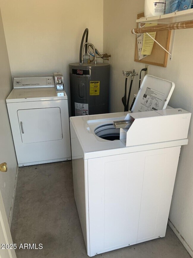 Building Photo - 14408 N Boxwood Ln