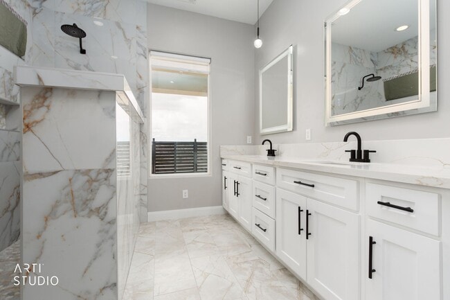 Building Photo - Beautiful, Brand-New 4 Bedroom Home in Scenic AZ