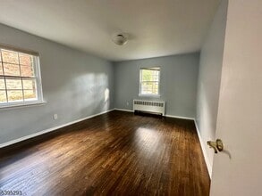 Building Photo - 51 Wedgewood Dr