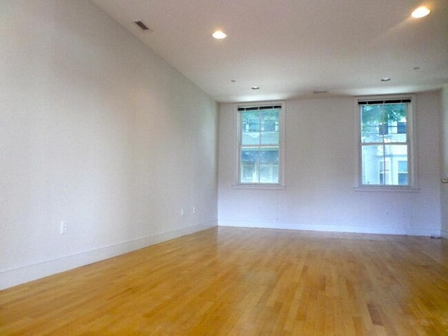 Building Photo - 111 2nd St