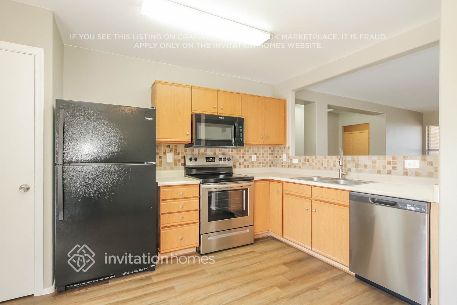 Building Photo - 11765 W Dahlia Dr