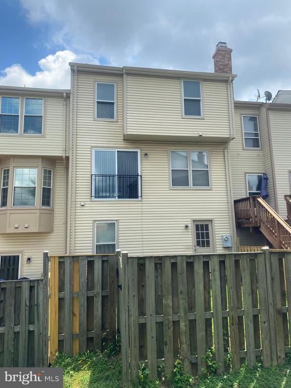 Building Photo - 5604 Gresham Ln