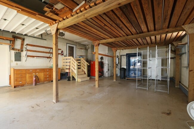 Building Photo - 30317 Marva Rd
