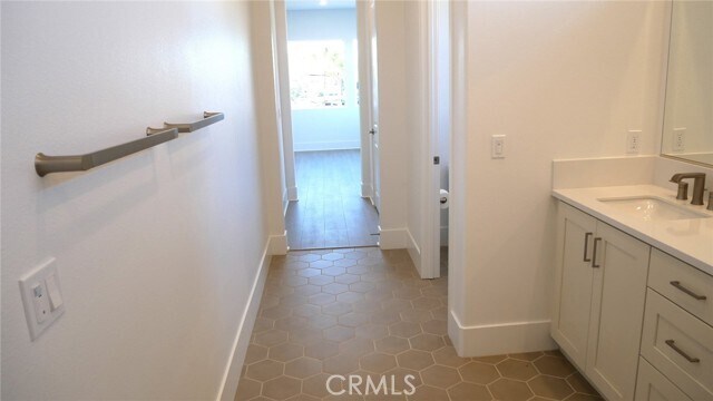 Building Photo - 254 Proctor
