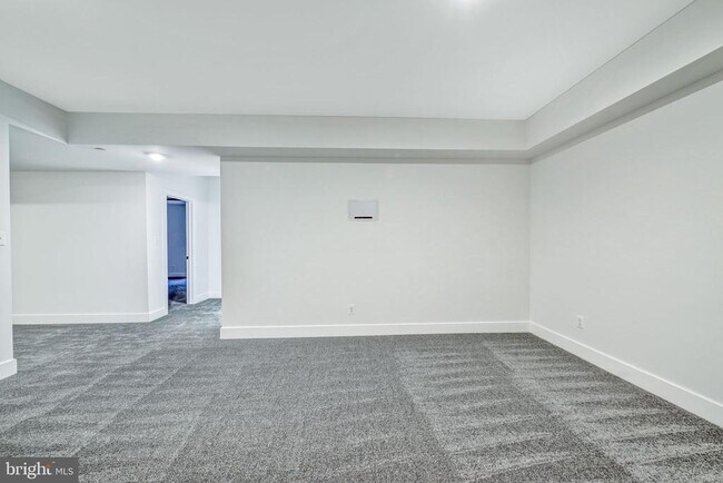 Building Photo - 8179 Bodkin Ave