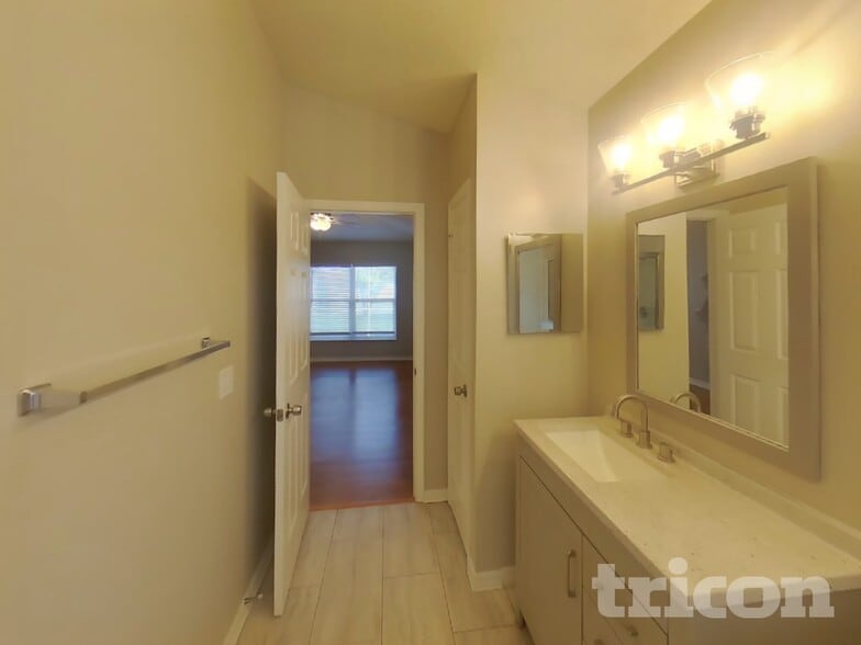 Building Photo - 29728 Morwen Pl