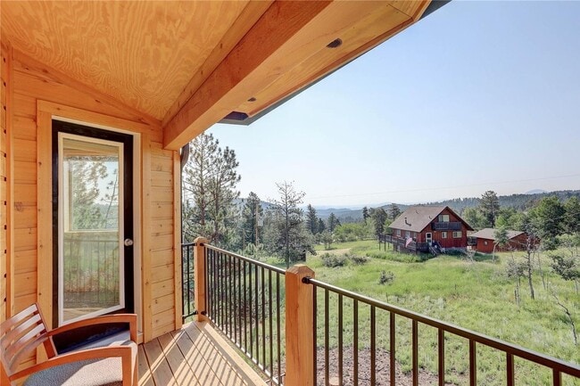 Building Photo - 136 Gail Ln