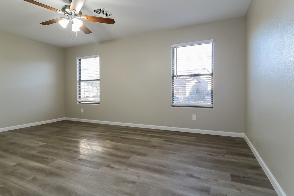 Building Photo - 12508 W Windsor Blvd