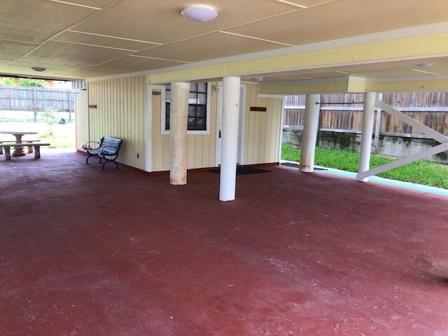 Building Photo - 117 E Polaris Dr